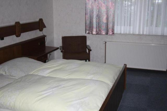 Hotel-Gasthaus Burmester Heidenau  Rom bilde